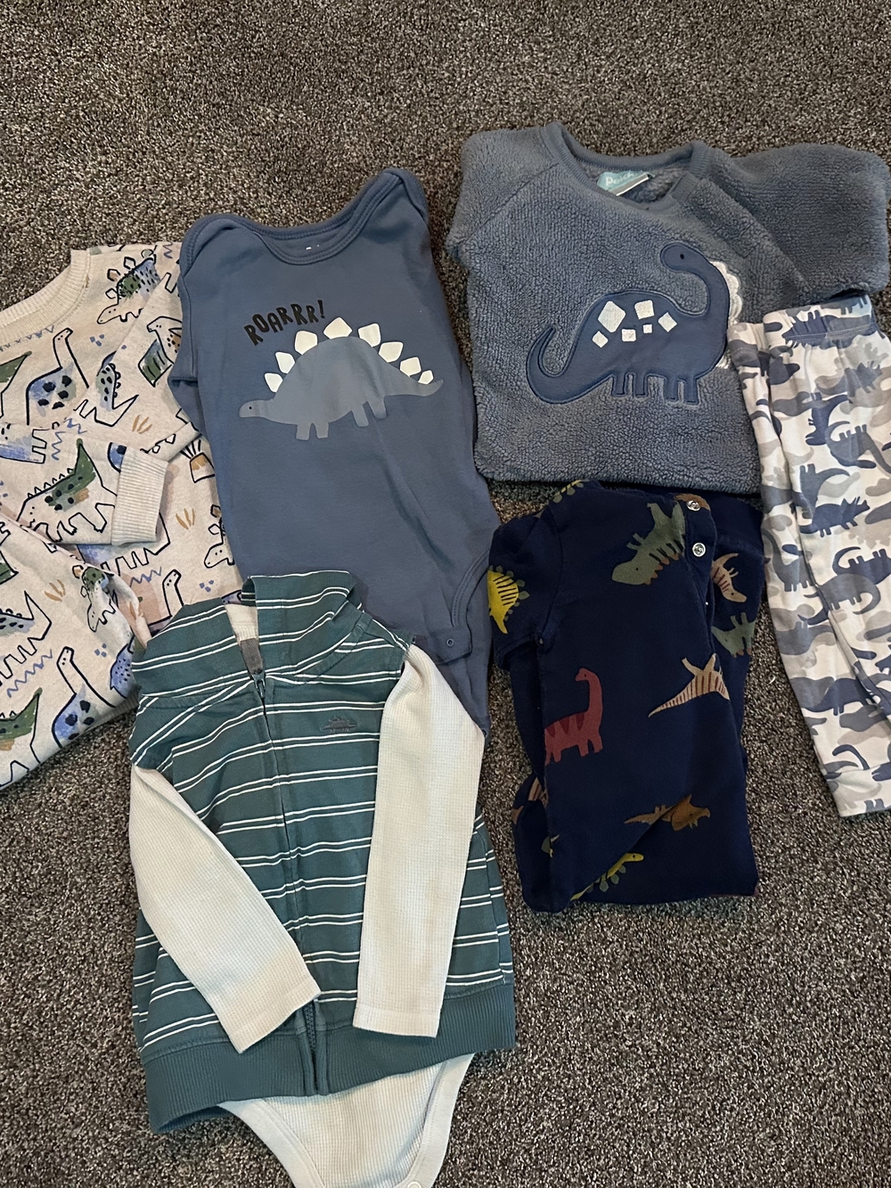 Cute Dinosaur Baby Clothing Set in Blue and Gray